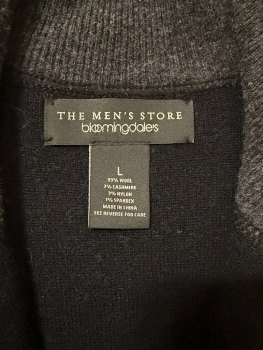 Men's dark gray Full-Zip Sweater. Bloomingdale’s. Large. Wool & cashmere. - Picture 3 of 5